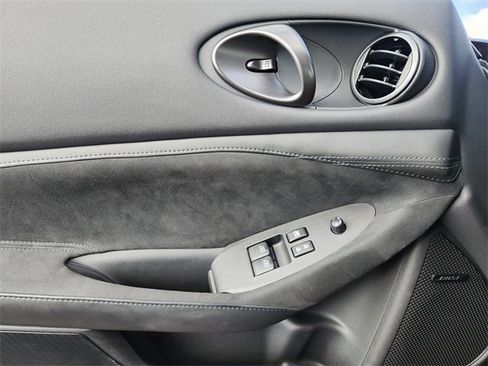 Used 2024 Nissan Z Performance w/ Floor Mat Package image 17