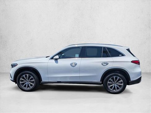 Certified 2026 Mercedes-Benz GLC 300 image 9