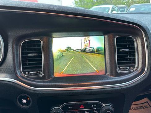 Used 2018 Dodge Charger R/T Scat Pack w/ Dynamics Package RWD image 22