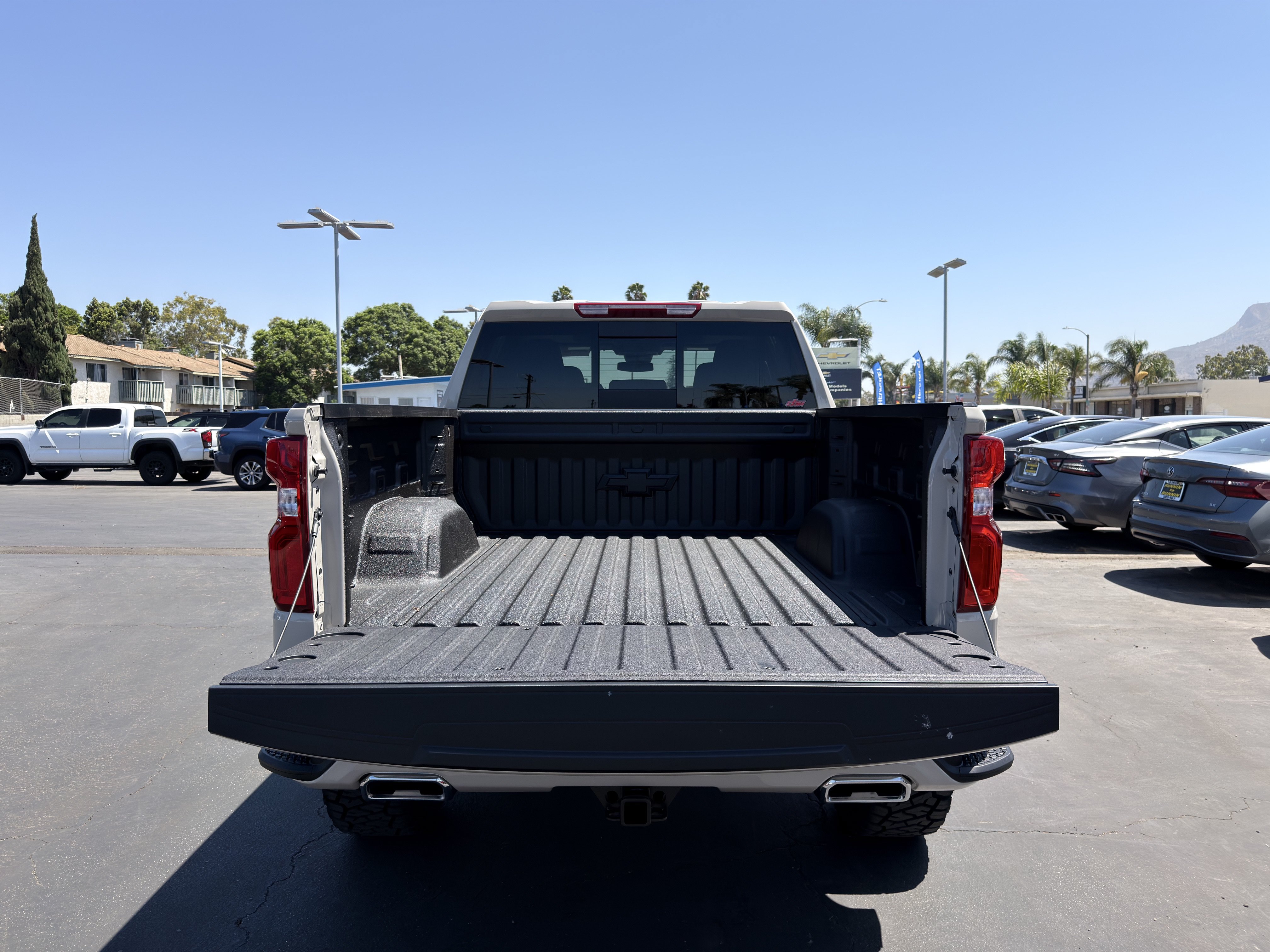 New 2026 Chevrolet Silverado 1500 RST w/ Convenience Package II AWD/4WD image 17