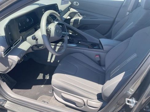 Used 2026 Hyundai Elantra Sport FWD image 19