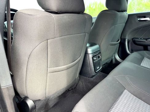 Used 2020 Dodge Charger SXT w/ Blacktop Package image 18