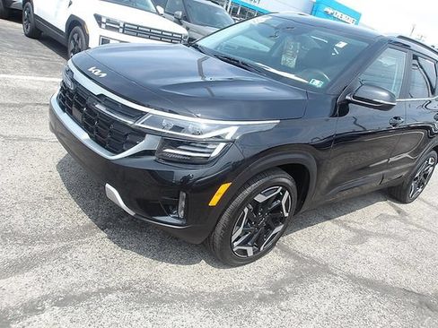 Used 2024 Kia Seltos SX AWD/4WD image 3