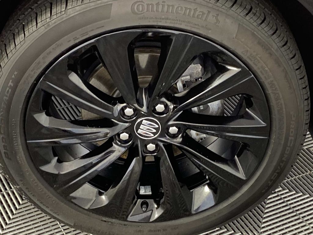 Used 2024 Buick Envista Sport Touring w/ Convenience I Package FWD image 29