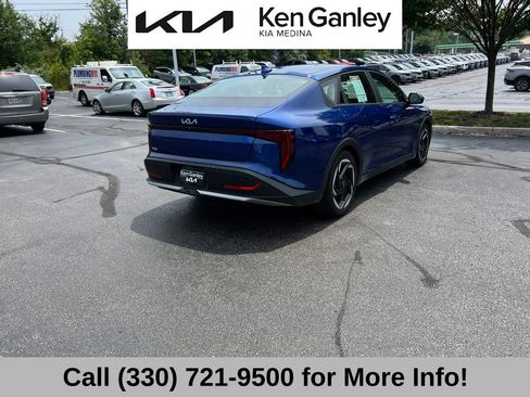 Certified 2025 Kia K4 GT-Line Turbo FWD image 9