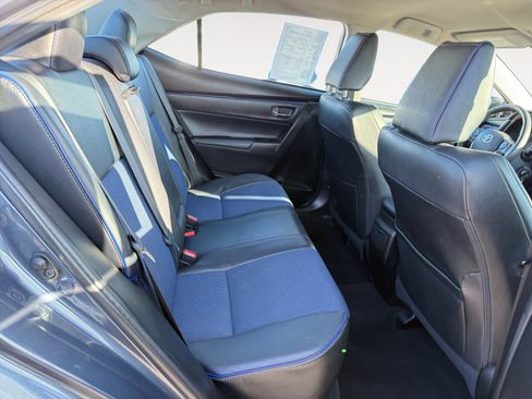 Used 2017 Toyota Corolla SE image 18