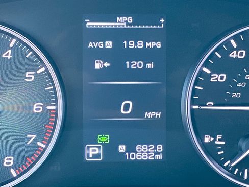 Certified 2025 Subaru Ascent Bronze Edition AWD/4WD image 8