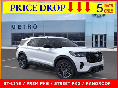 New 2025 Ford Explorer ST-Line w/ Premium Package