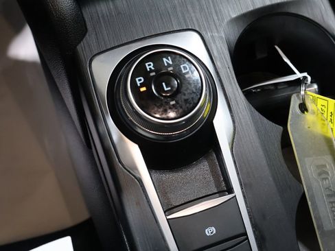 Used 2022 Ford Escape SE w/ Cold Weather Package image 31