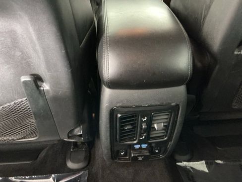 Used 2018 Dodge Durango GT image 24