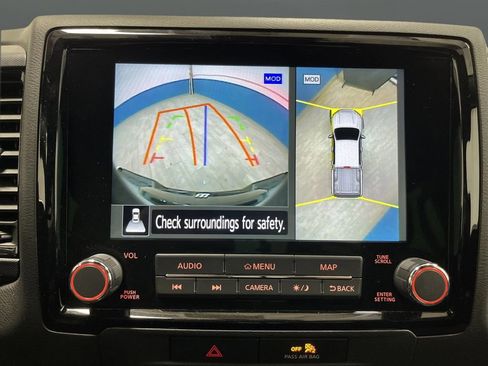 Used 2023 Nissan Frontier PRO-4X image 10