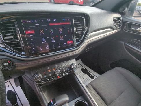 Used 2025 Dodge Durango GT AWD/4WD image 16