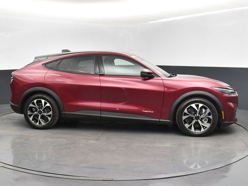 Used 2025 Ford Mustang Mach-E Select w/ Comfort Package Lite image 24