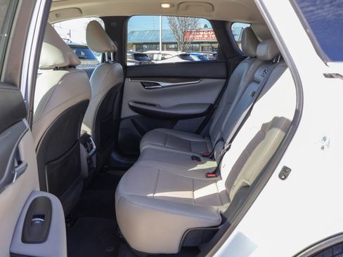 Used 2023 INFINITI QX50 Luxe image 9