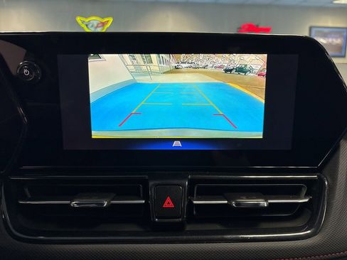 Certified 2025 Chevrolet TrailBlazer RS w/ Driver Confidence Package image 27