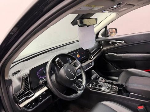 Used 2025 Kia Sportage EX w/ Premium Package AWD/4WD image 18