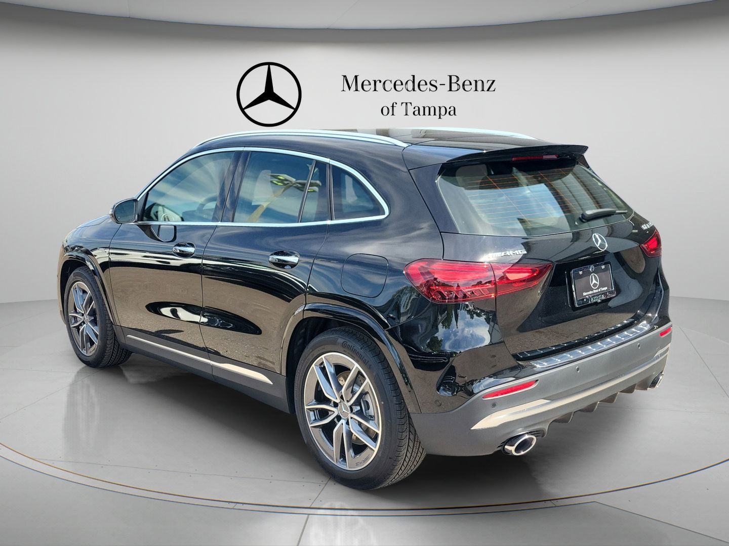 New 2026 Mercedes-Benz GLA 35 AMG 4MATIC image 2