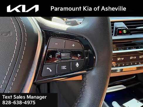 Used 2023 BMW 530i xDrive w/ Convenience Package AWD/4WD image 12