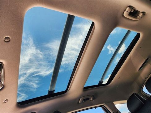 Used 2025 Genesis GV80 2.5T Prestige image 20