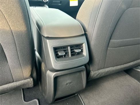 New 2026 Chevrolet Equinox EV LT image 20