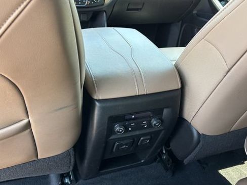 Used 2023 Chevrolet Traverse Premier w/ LPO, Cargo Package AWD/4WD image 21