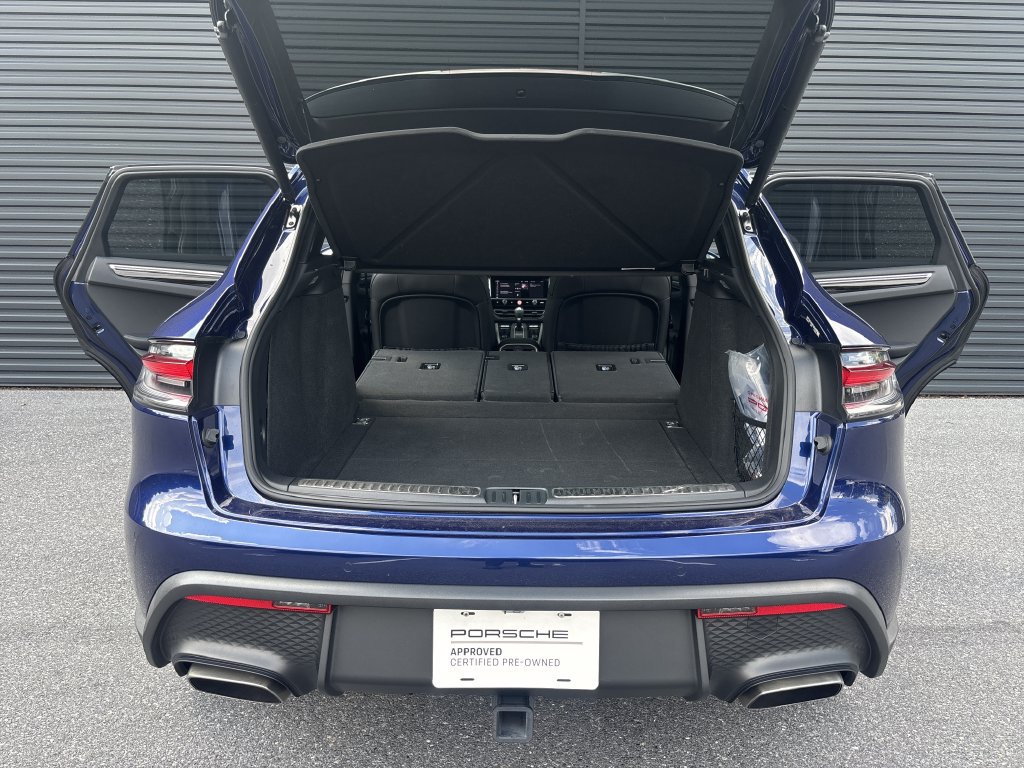 Certified 2026 Porsche Macan AWD/4WD image 29
