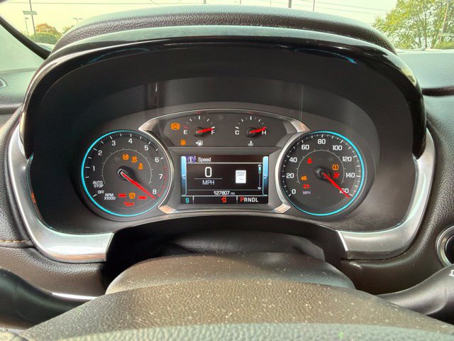 Used 2018 Chevrolet Traverse LT FWD image 16