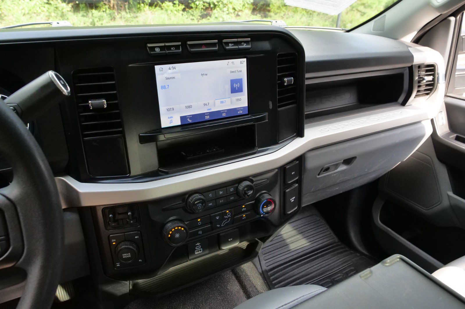 Used 2023 Ford F350 XL w/ 360-Degree Camera Package AWD/4WD image 14