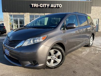 Used 2015 Toyota Sienna LE