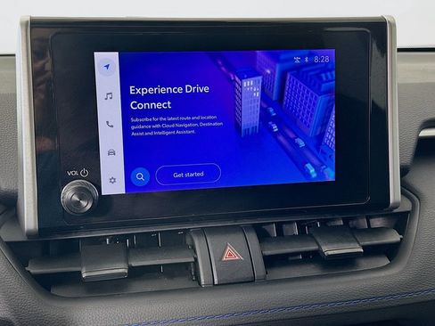 Used 2024 Toyota RAV4 SE w/ Convenience Package image 13