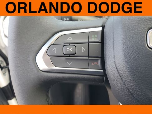 New 2026 Jeep Compass Latitude image 14