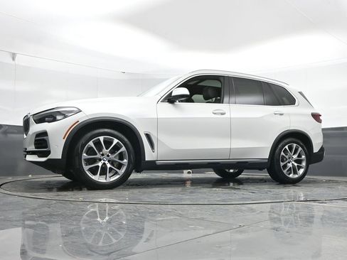 Used 2023 BMW X5 xDrive40i w/ Premium Package image 50