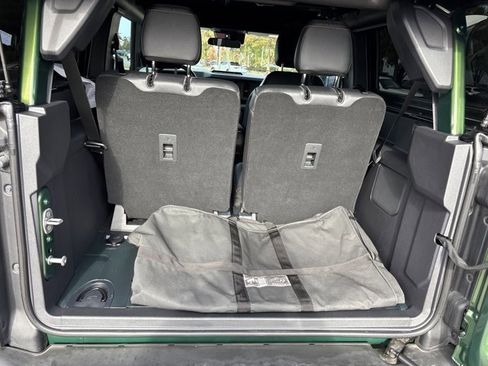 Used 2023 Ford Bronco Badlands w/ Sasquatch Package image 7