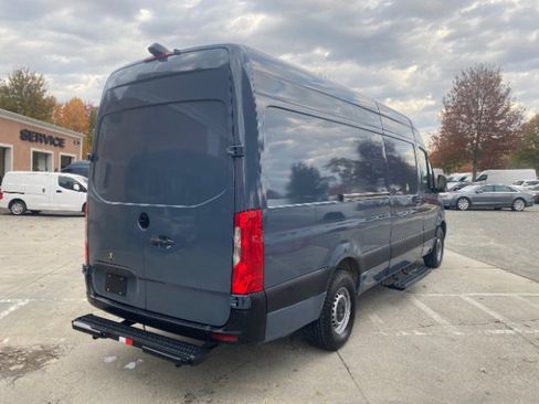 Used 2019 Mercedes-Benz Sprinter 170 image 5