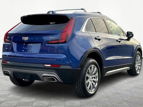 Used 2022 Cadillac XT4 Premium Luxury w/ Driver Awareness Package image 5