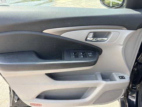 Used 2018 Honda Pilot EX-L image 12