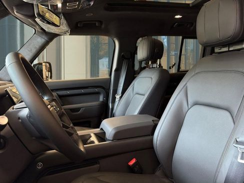 New 2026 Land Rover Defender 110 X AWD/4WD image 5