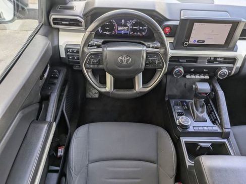 Used 2024 Toyota Tacoma TRD Off-Road image 12
