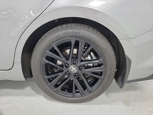 Certified 2025 Toyota Camry SE FWD image 8