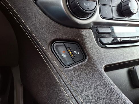 Used 2018 Chevrolet Tahoe LT image 15