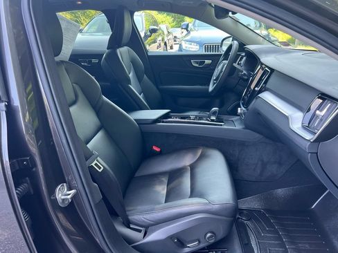 Certified 2025 Volvo S60 B5 Core AWD/4WD image 26