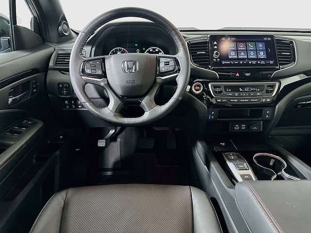 Used 2025 Honda Ridgeline Black Edition image 24