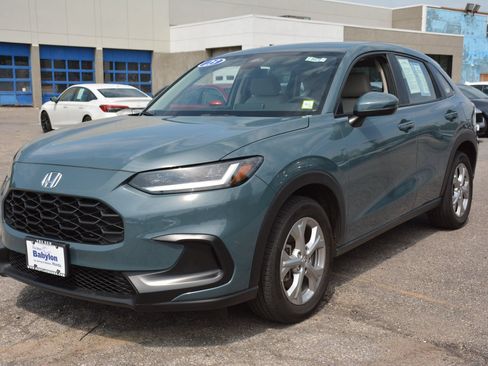Used 2023 Honda HR-V LX image 1