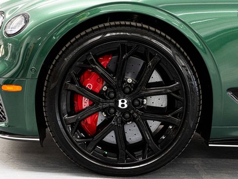 Used 2023 Bentley Continental GT Speed image 12