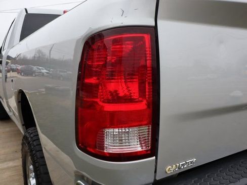 Used 2018 RAM 2500 Tradesman w/ Chrome Appearance Group image 27