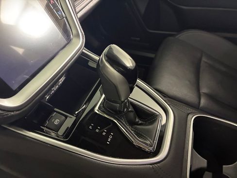 Used 2023 Subaru Outback Touring image 19