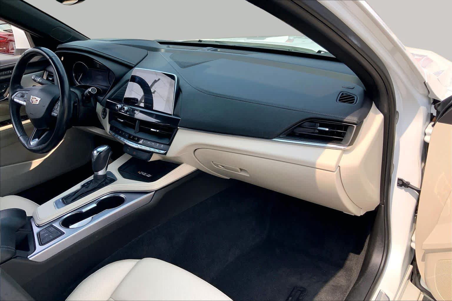 Used 2020 Cadillac CT4 Premium Luxury RWD image 18