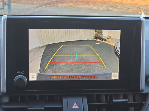 Used 2024 Toyota RAV4 XLE w/ Convenience Package image 30