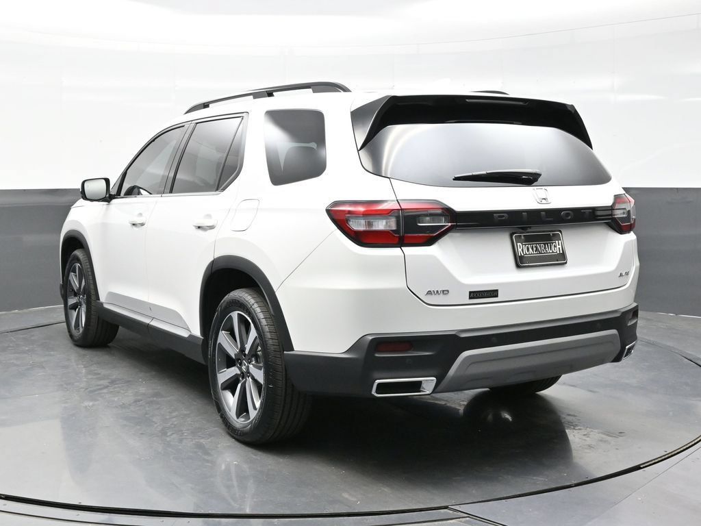 Used 2023 Honda Pilot Elite image 5