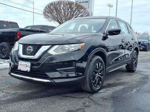 Used 2020 Nissan Rogue S image 3
